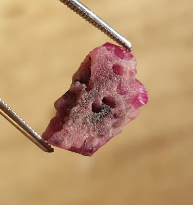 Rubis brut de Mong Hsu Burma 9,50ct rough unheated ruby burma edelsteine 红宝石