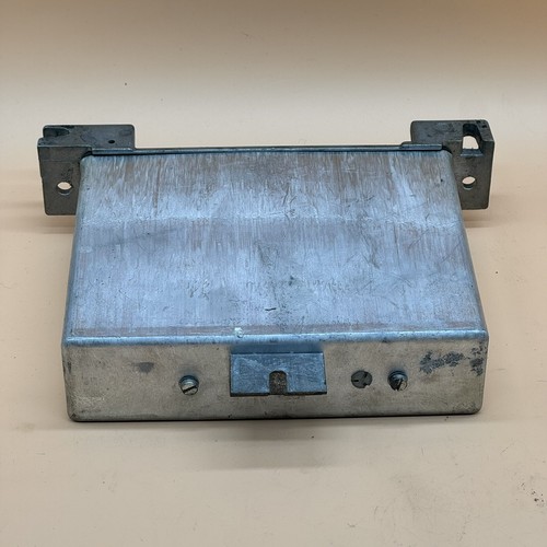 Porsche 911 ECU DME Engine Control Unit BOSCH 0280800006 93161710100 - Picture 5 of 5