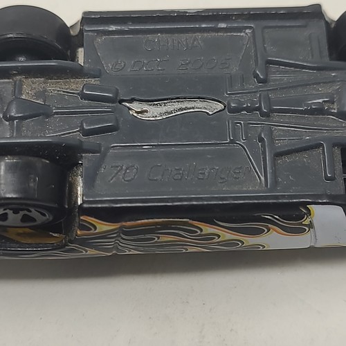 Hot Wheels '70 Dodge Challenger Car Muscle pressofusa nera con fiamme 2006 - Foto 8 di 9