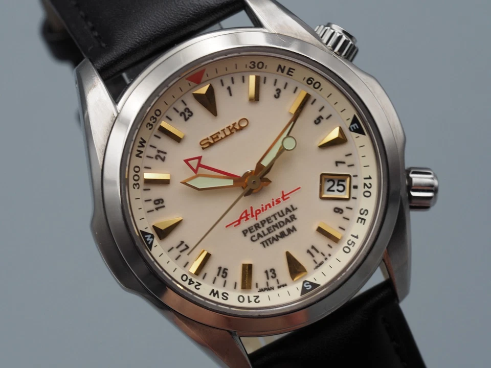 Serviced *Near Mint* Seiko Alpinist 8F56-00D0 SBCJ021 Quartz Mens Watch Japan - Image 4 of 4