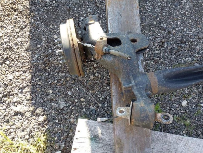 Нагруженная балочная ось 42655155 подходит для 13-22 Trax FWD 2887941 - Изображение 3 из 4