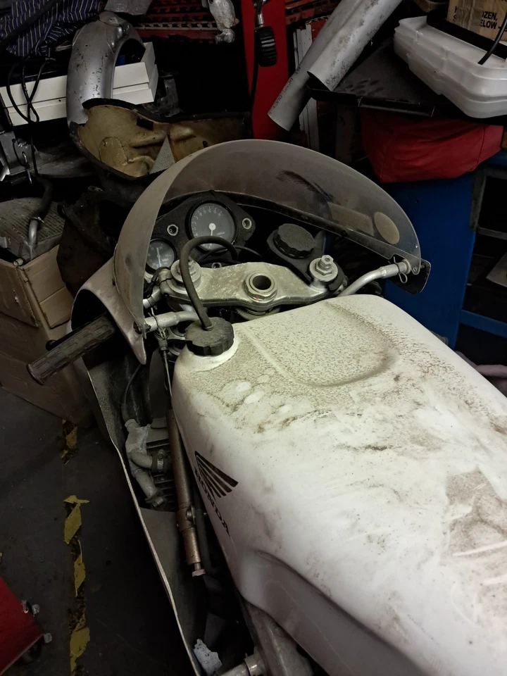 HONDA 1989 RS250 CLASSIC GRAND PRIX RACING MOTORCYCLE - Image 4 of 4