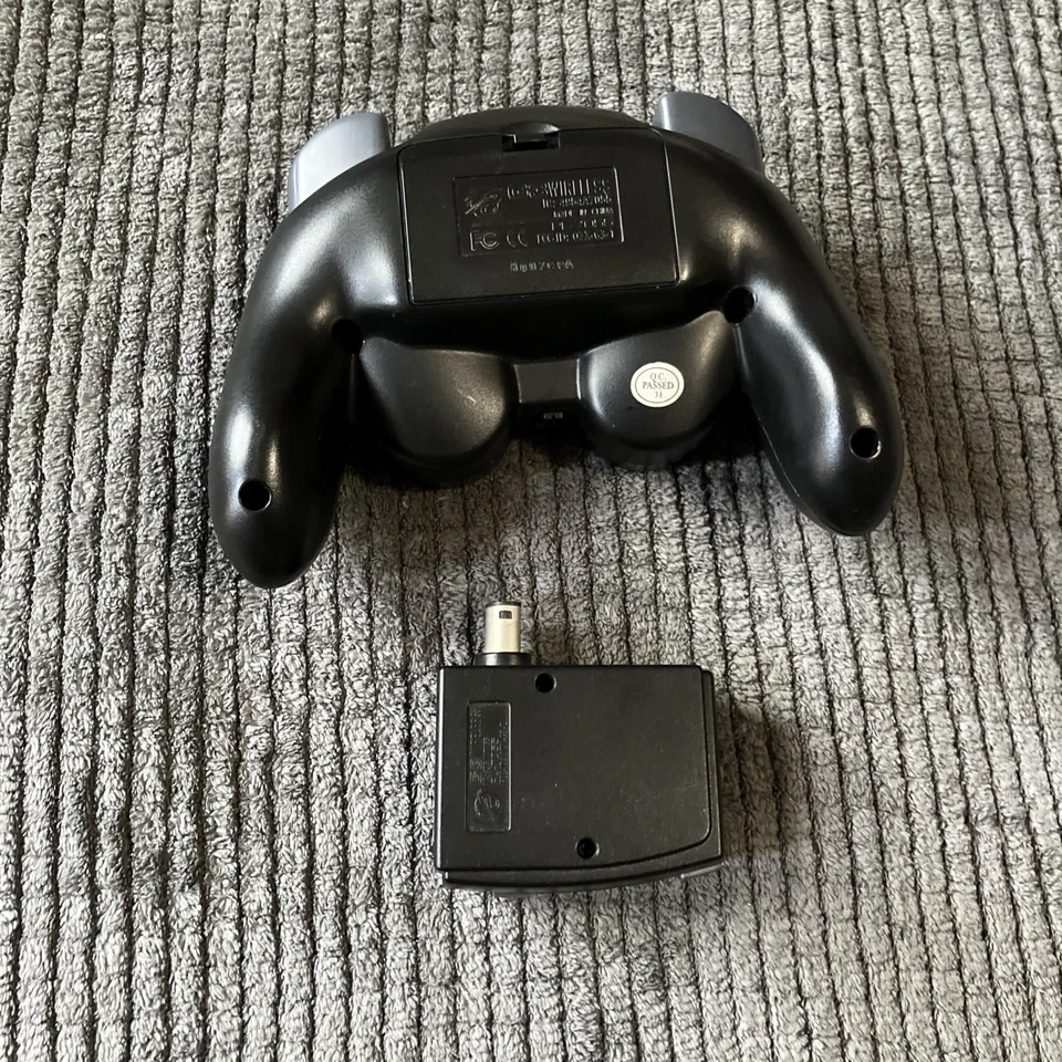 Pelican Wireless G3 Controller for the Nintendo GameCube - With Receiver Tested - Image 2 of 2
