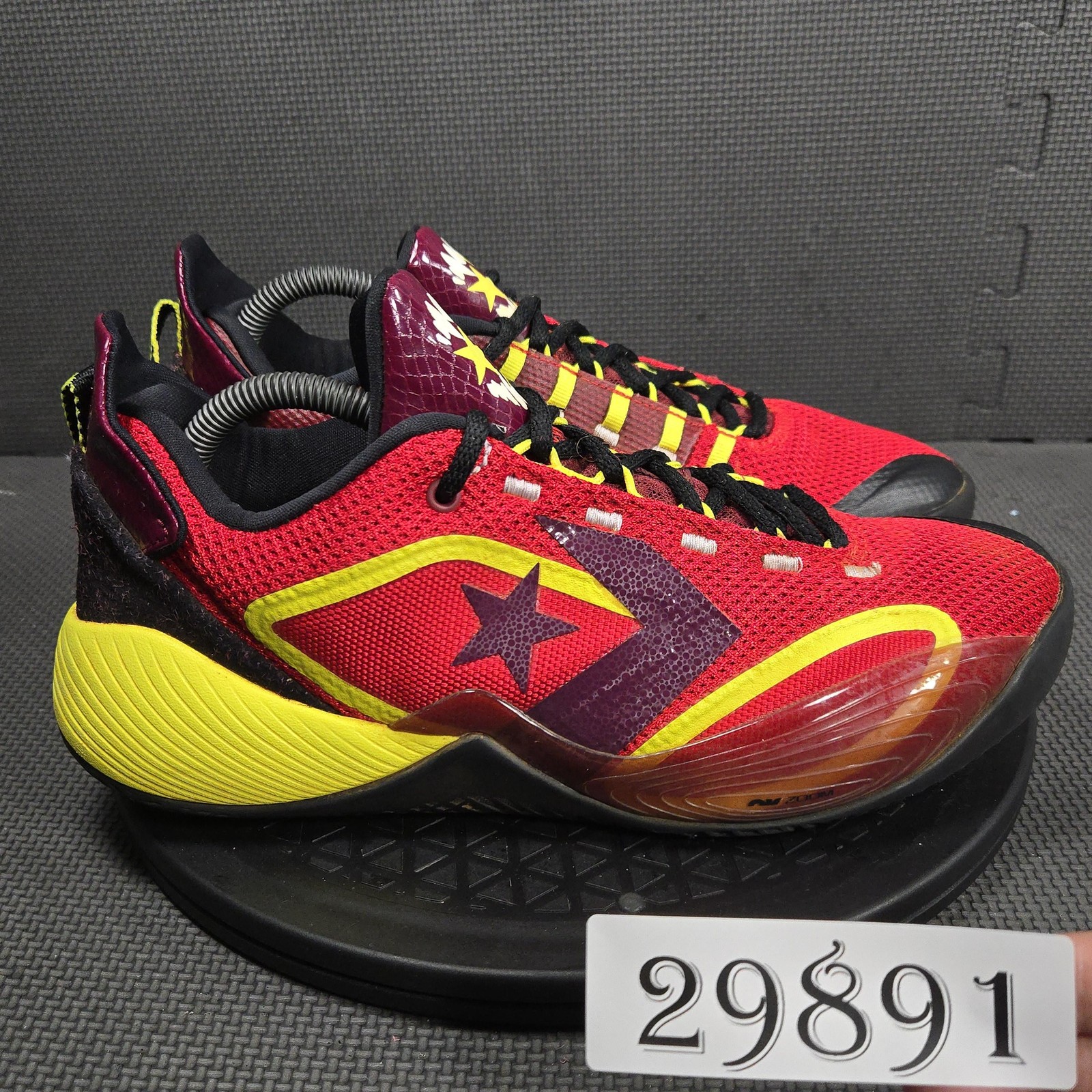 Mens Size 9.5 Basketball Athletic