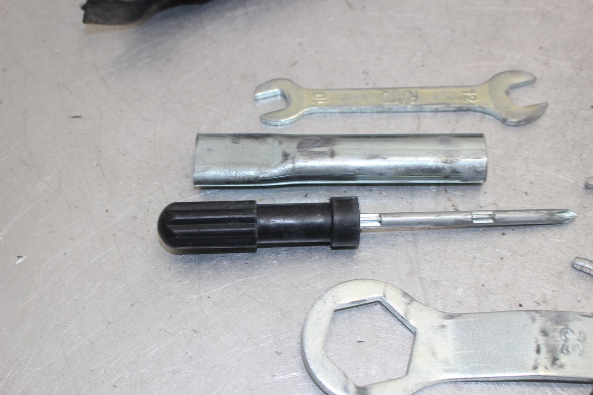 take 専用 13-16 Kawasaki Ninja Zx6r 636 Stock Tools Oem Tool Bag Kit