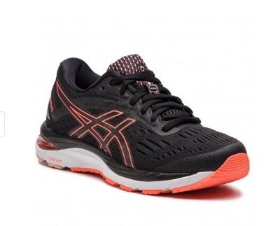 1012a008 asics