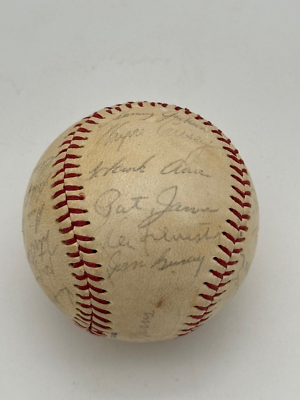 1968 Atlanta Braves Team Signed Baseball (25 ) Hank Aaron Joe