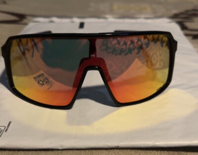 Oakley OO9406 Sutro Rectangular Men's Sunglasses Red