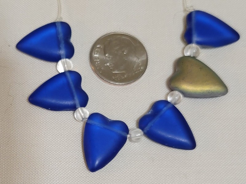 L499 18x13mm pressed glass heart beads. will combine to save on shipping 