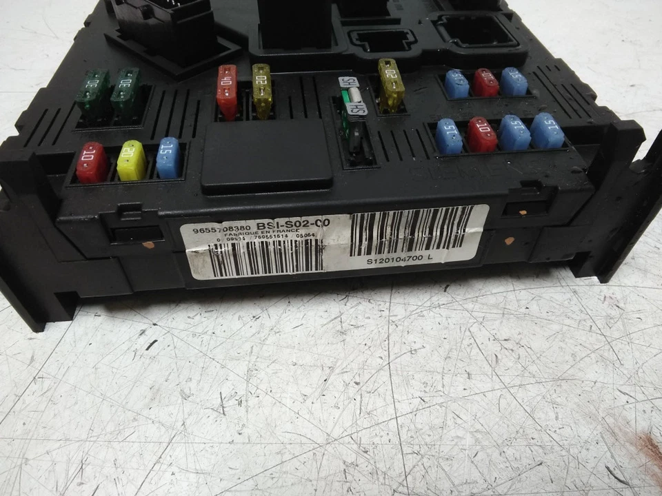 Scatola fusibili Peugeot 407 SW 6E 9655708380 2.0 Diesel 100kw 2005 27705624 - Immagine 4 di 4