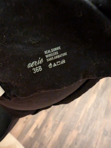 Aerie real good sunnie Wirefree Bra Womens Sz 36B Black Pullover - Picture 3 of 3