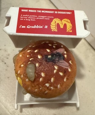 Zuru 5 Surprise Mega Gross Minis McMaggot's Burger, Burger Cover In Maggots Fly