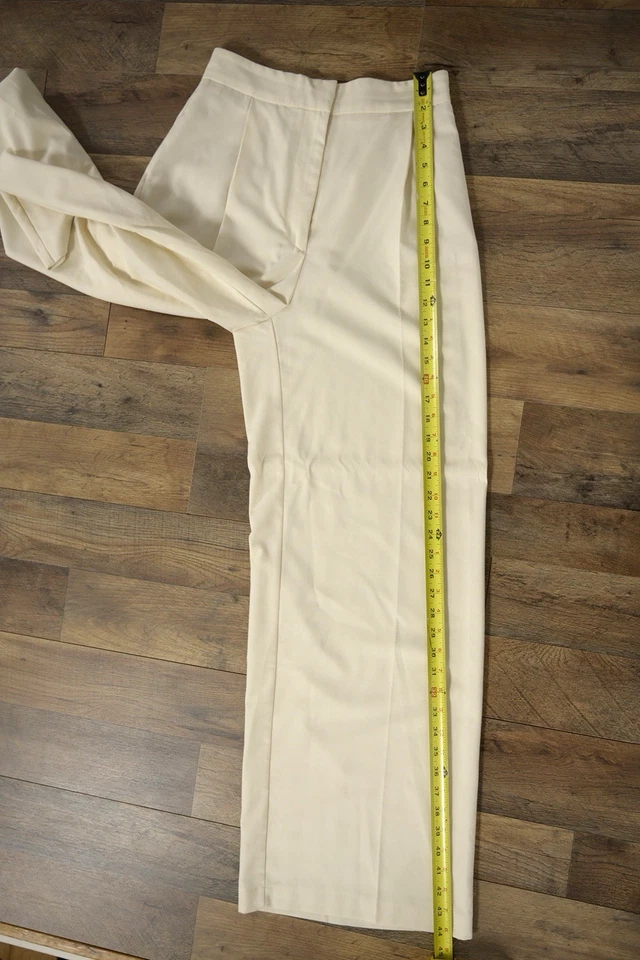 Pantalones de vestir plisados de moda Zara para mujer S marfil cintura alta pierna ancha con bolsillos Foto 4 de 4