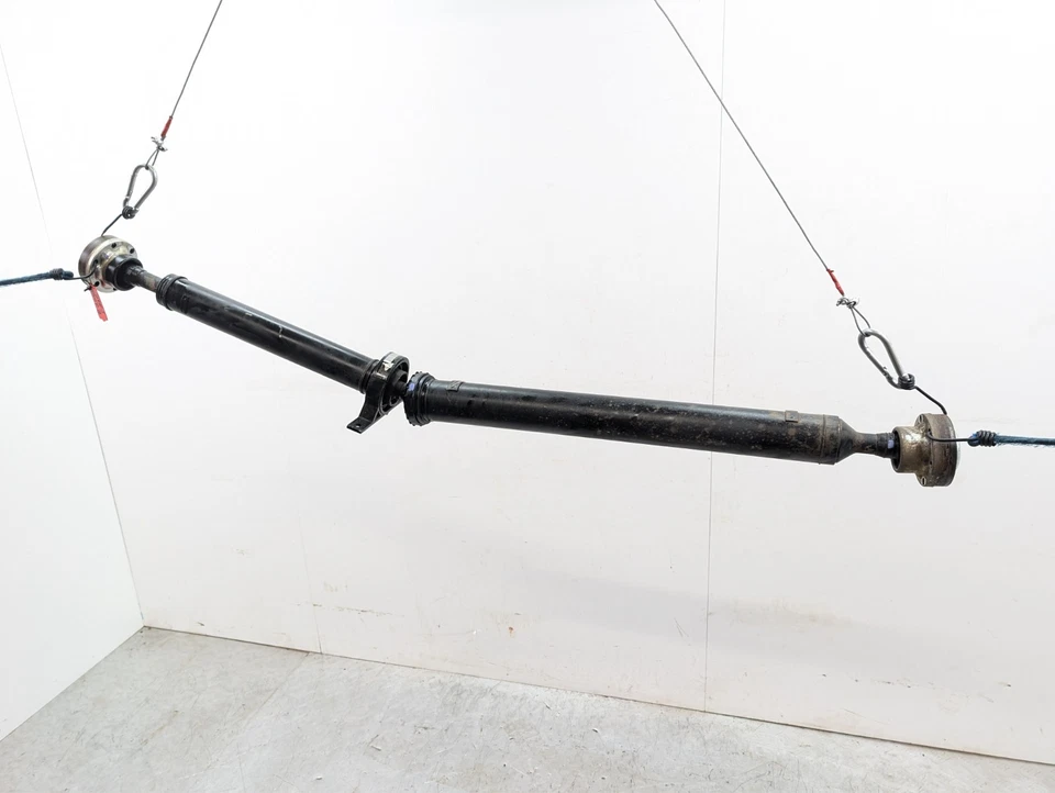 JAGUAR F-PACE X761 PROPSHAFT REAR AUTOMATIC 2.0 DIESEL HK834365EB 2017 - Image 2 of 4