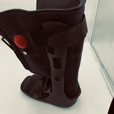 DJO XcelTrax  Pneumatic Walking Boot Size Medium