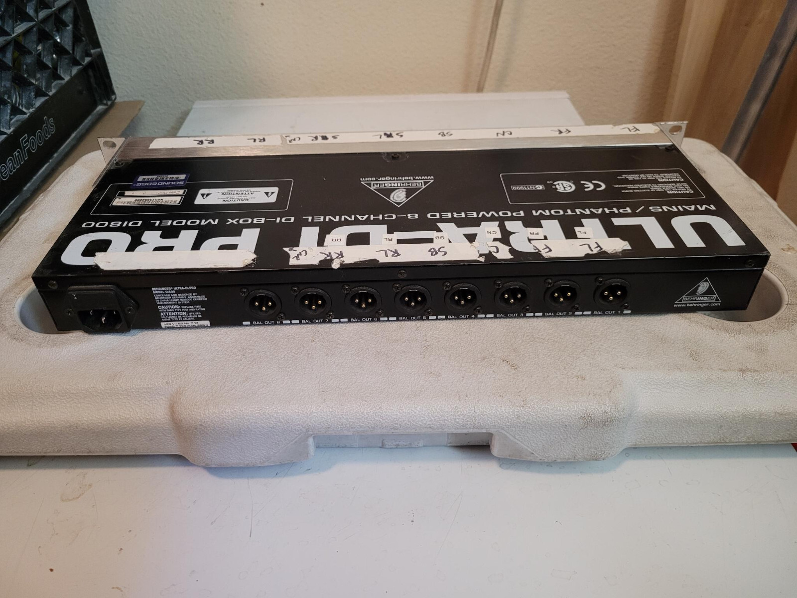 Behringer UltraDI Pro DI800 8channel Active Instrument Direct Box