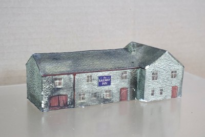SD MOULDINGS N MASSSTAB STEIN BEMALT EISENBAHN INN COUNTRY PUB BOOZER MODELL 8og