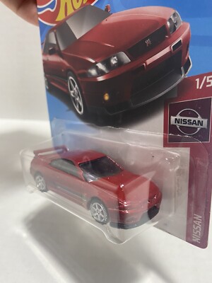 Nissan Skyline GT-R (BCNR33) ミニカー Hot Wheels 1:64 On Card Nissan Skyline GT-R BCNR33 Custom