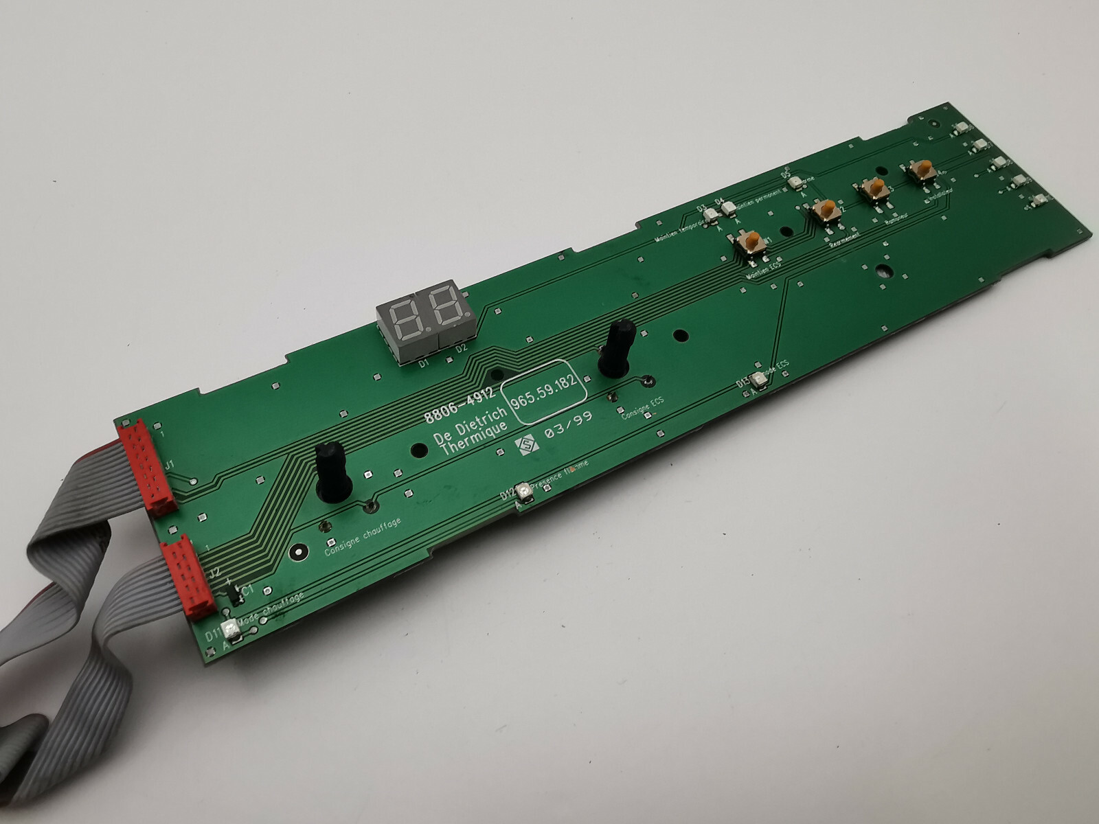 Pièce DE DIETRICH 8806-4912 965.59.182 pour retrouver un chauffage stable