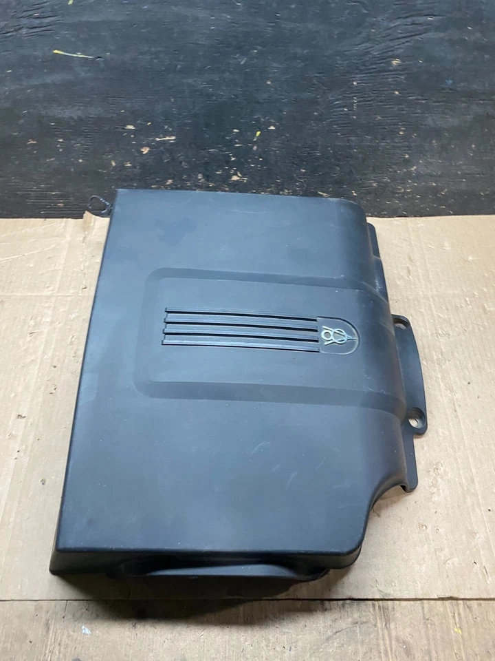 Protector de cubierta de motor Ford Explorer 2002 a 2006 4,6 L V8 OEM U0254 DG Foto 4 de 4