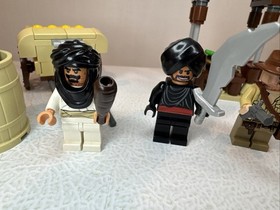 LEGO Indiana Jones: Ambush in Cairo (7195) Missing 1 Piece