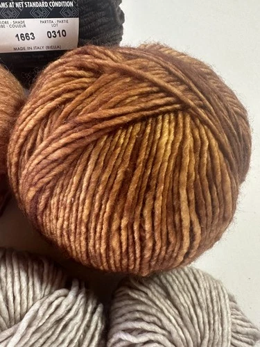 Lot of 5 Yarn NICE Balls Mix Color Zara, K&C Unknown. FALL WINTER COLORS. image 7