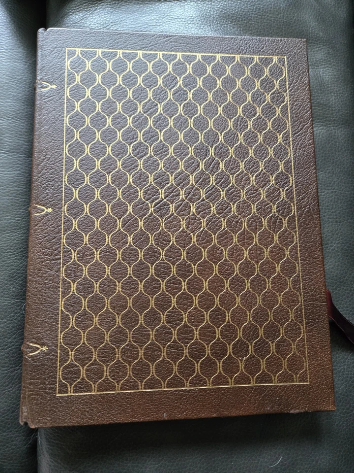 Of Mice and Men от John Steinbeck от The Easton Press кожаный переплет с иллюстрациями - Изображение 3 из 4