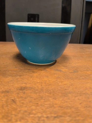Vintage Pyrex Primary Blue #401 Small Nesting Mixing Bowl 1-1/2 Pint