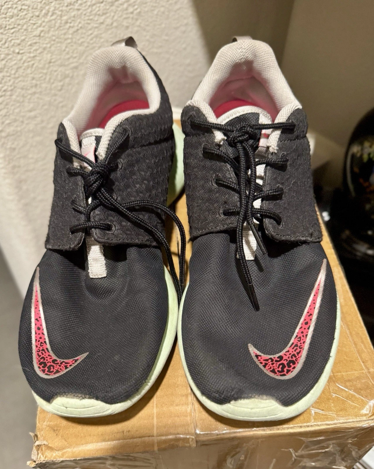 Nike Roshe run Yeezy nero rosa lampeggiante 10 5