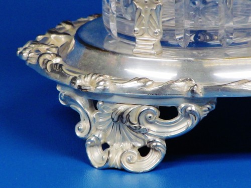 Fantastic Quality Antique Victorian Panel Cut Glass Decanters & Original Stand. - Picture 8 of 23