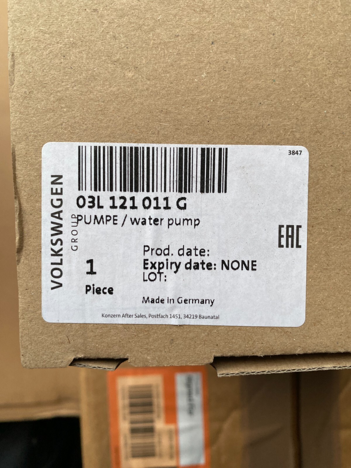 New Genuine VW/AUDI/SKODA/SEAT Cambelt kit including Water Pump