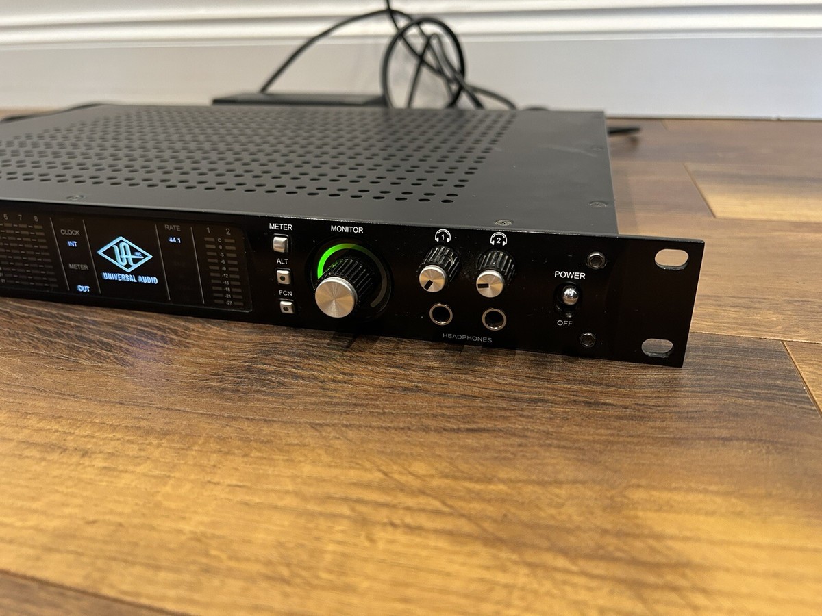 Universal Audio Apollo 8 UAD Duo Thunderbolt 2 Audio Interface