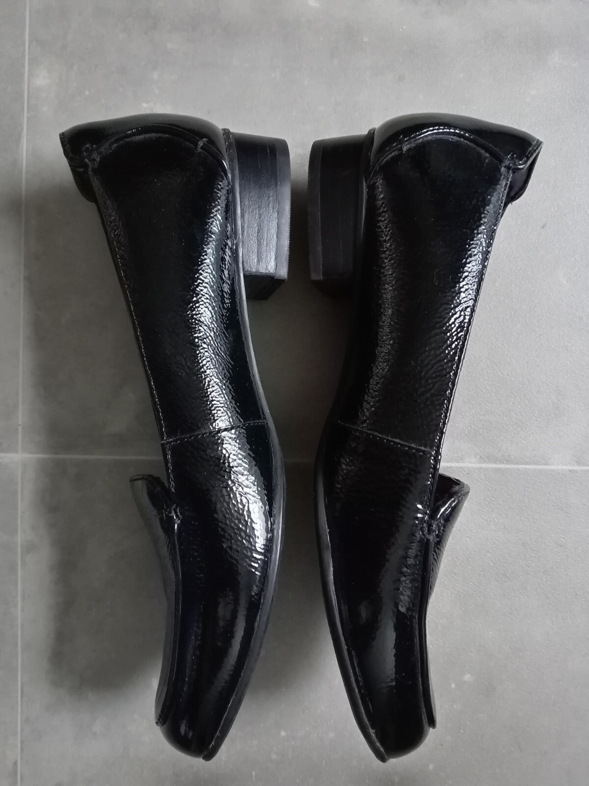 Clarks Artisan Black Patent Leather Flats Loafers UK Size 6.5 Smart