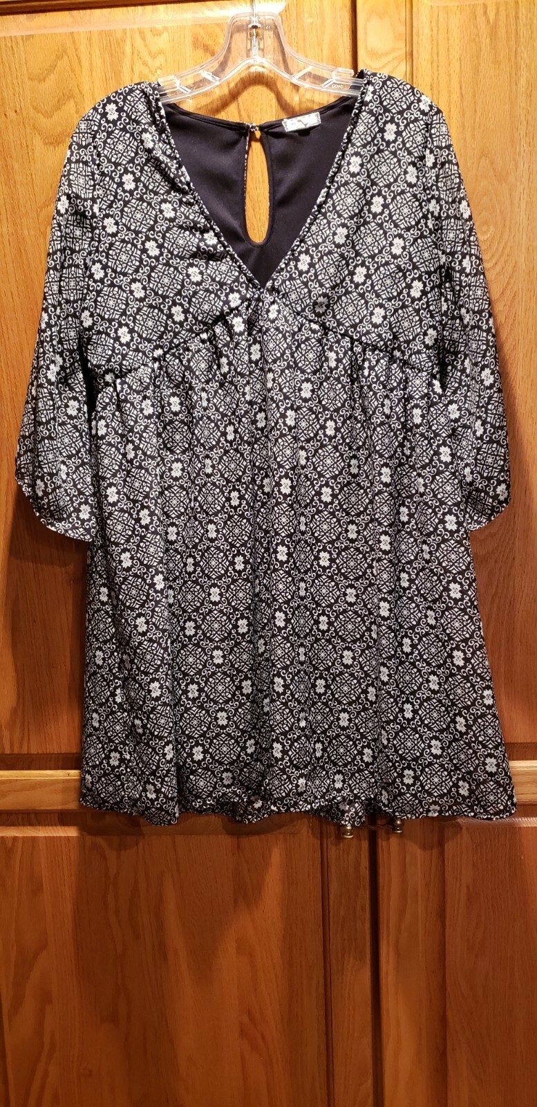 Eyeshadow Black & White Floral Print Empire Waist 3/4… Gem