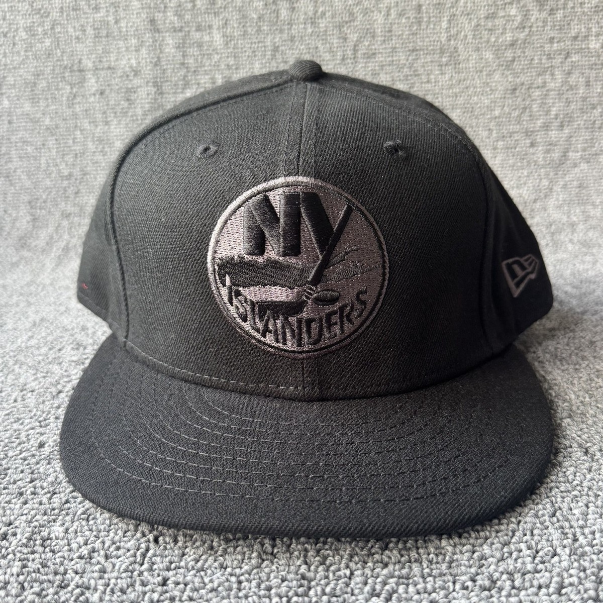 New Era NY Islanders 59FIFTY Fitted Black 7 3 4 NHL Hat