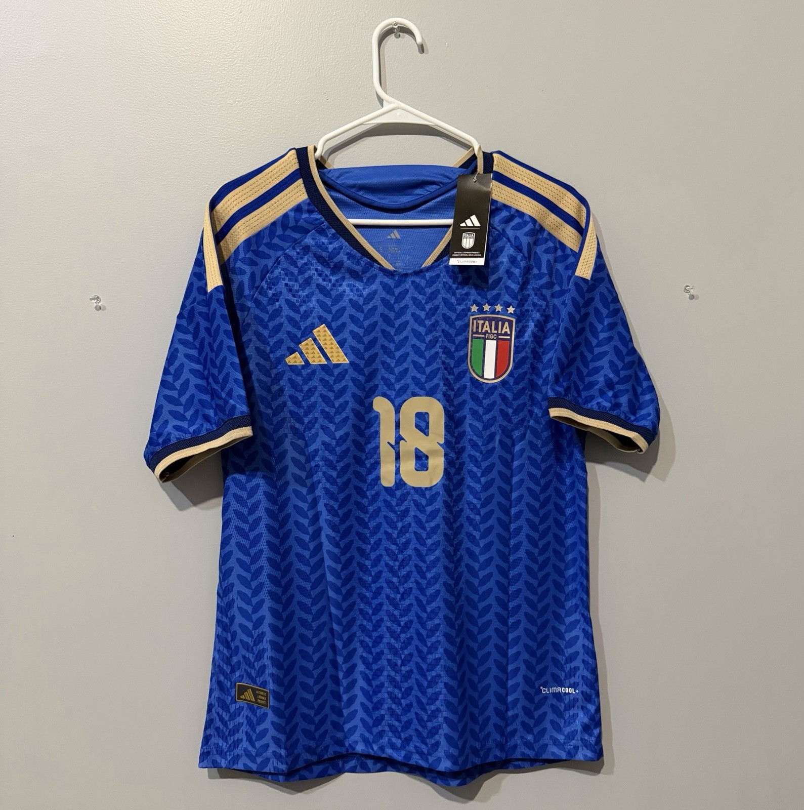 Italy 25/26 Home Soccer Jersey #18 Barella Size S Blue Gold | eBay