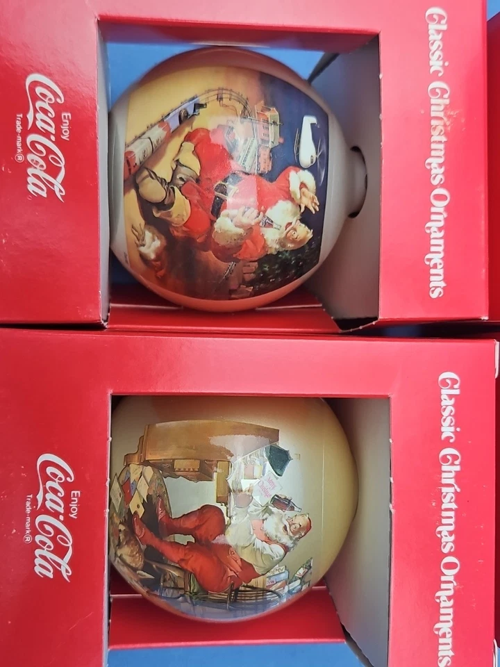 SET OF 4 CLASSIC COCA-COLA BALL SANTA CHRISTMAS ORNAMENTS CORNING GLASS COKE NEW - Image 2 of 4