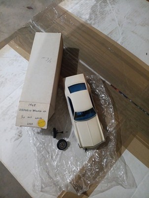 M1B Rare Vintage Amt Model 1968 Oldsmobile Tornado Ht model 1/25 McM 6938