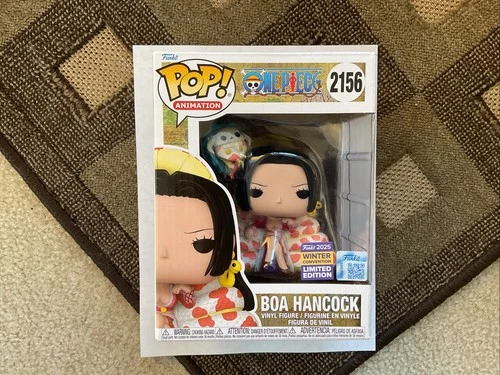 Funko POP! Premium One Piece Boa Hancock (On Throne) # 2156 NEW