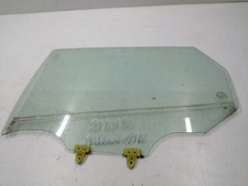 Porte arrière et accessoires Nissan Pulsar