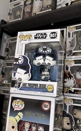 Funko Pop! Vinyl Star Wars ARC Trooper Jesse #807 Chase Bobblehead Figure
