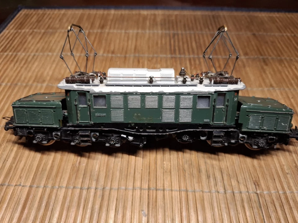 Trix Express H0 Elektrolok / Krokodil BR E94 007 / Guss-Gehäuse ohne OVP  - Bild 2 von 4