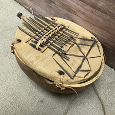 African Thumb Piano Handcrafted Wood With 8 Keys Made Of Metal