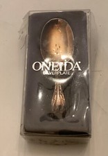 Oneida Affection Bent Baby Spoon Curved Handle Silverplate Community