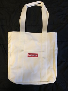 canvas tote supreme