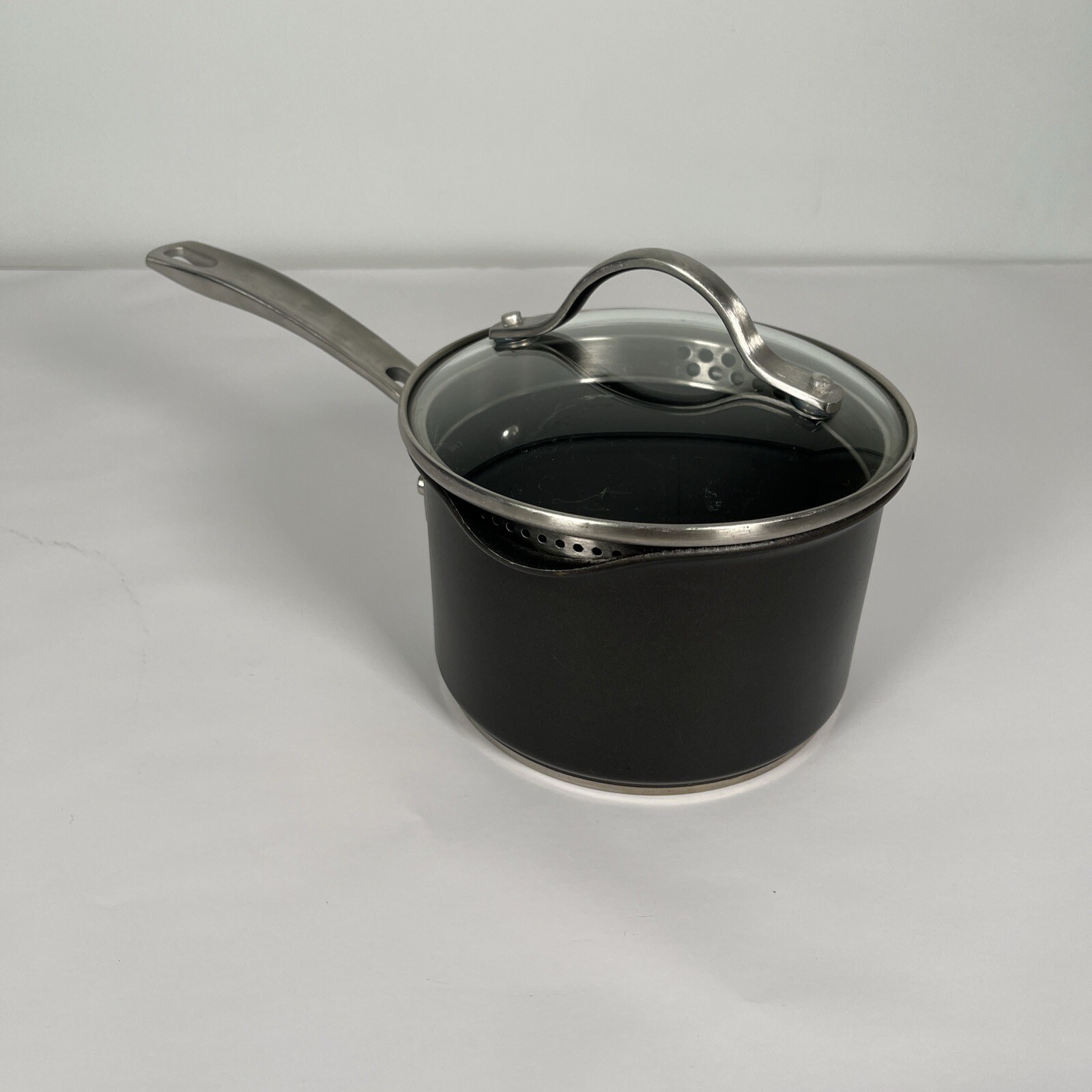 Kirkland Saucepan With Lid Signature Hard Anodised Induction Cookware