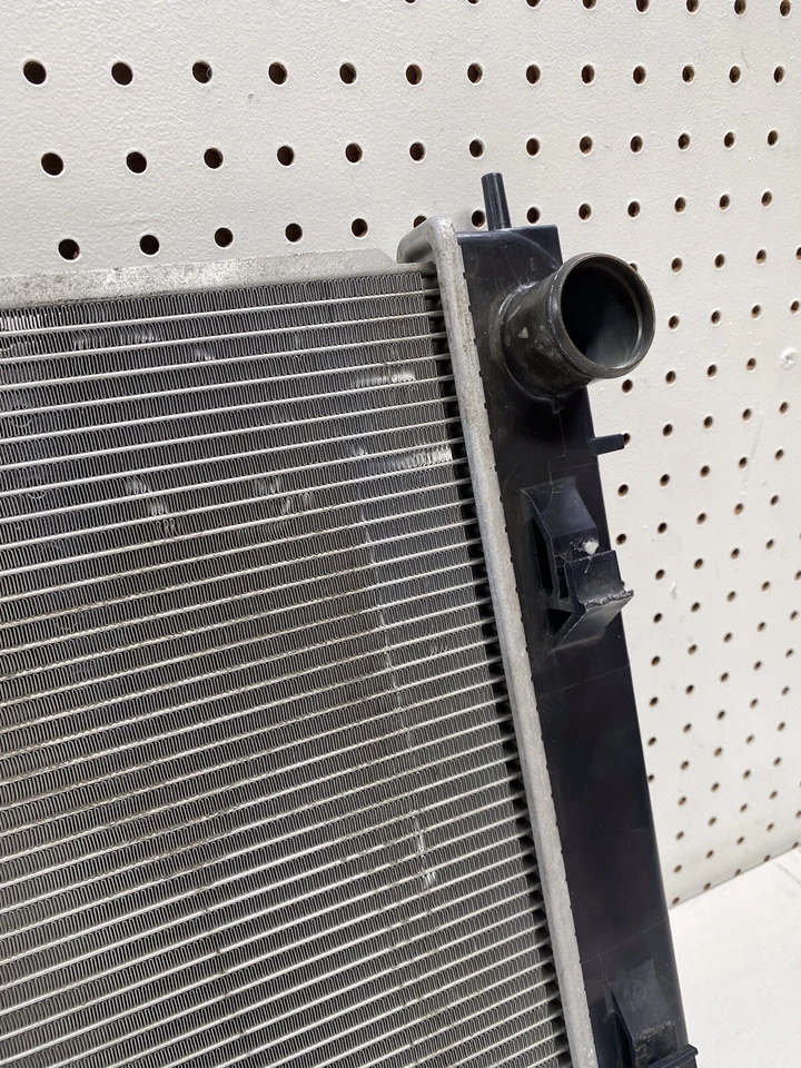 2019 SUBARU CROSSTREK XV RADIATOR OEM - Image 3 of 4
