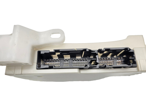 2019-2021 TOYOTA COROLLA SEDAN MULTIPLEX FUSE RELAY JUNCTION BLOCK MODULE OEM - Picture 4 of 12