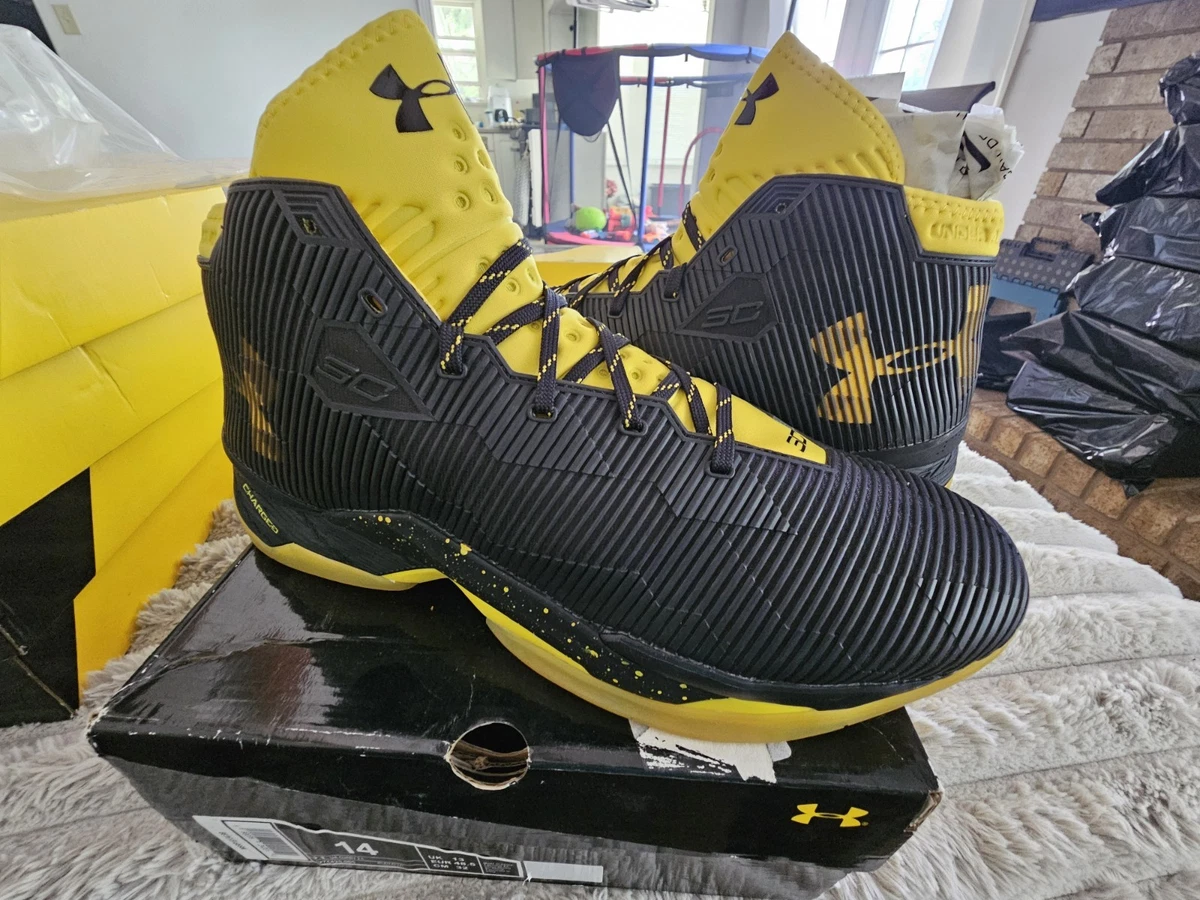 ☺UNDER ARMOUR CURRY 2.5 (TAXI) 28.5 Under Armour Curry 2.5 