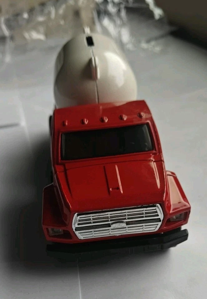 Ertl Ford F700 camión propano bloqueo banco de monedas CR Carlos Leffler escala 1/34 B691 Foto 4 de 4